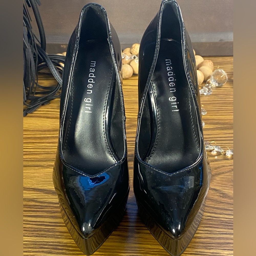 Madden Girl Shiny Black Stiletto Lidia Heels - Picture 2 of 7